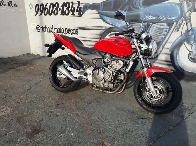 HORNET 600
