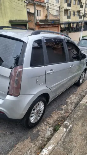 Fiat Idea Attractive 1.4 Fire Flex 8V 5P 2012