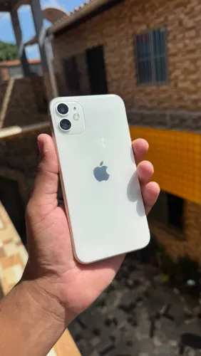 iPhone 11 Branco 64GB - Funcionando Perfeitamente