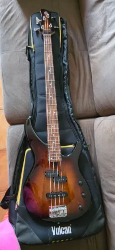 Contrabaixo Elétrico 4 cordas Yamaha TRBX
