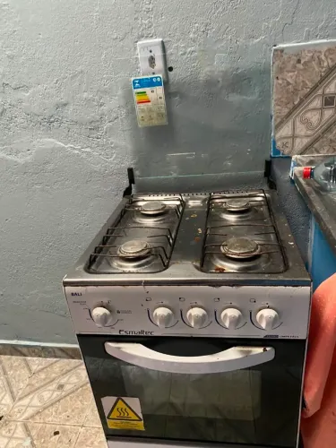Vendo fogão
