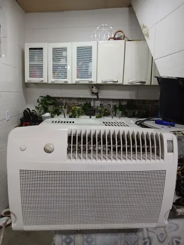 Ar condicionado 7.500 btus 220 volts , Higienizado e com garantia