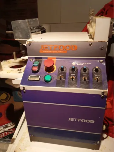 Máquina de fazer salgados