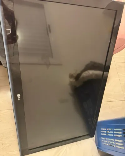 TV LG 45? Semi Nova 