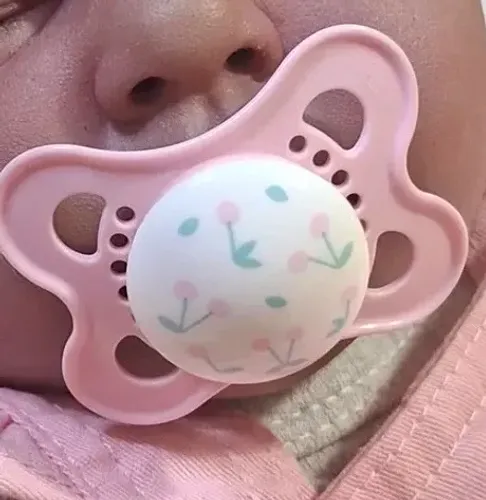 Chupeta bebê menina 
