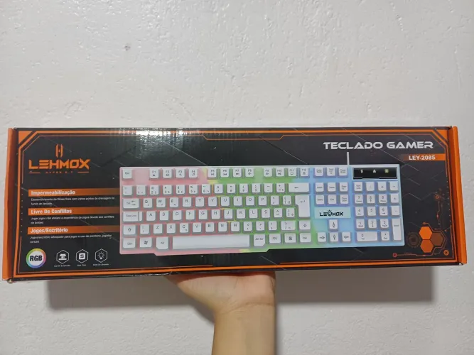 Teclado gamer com led