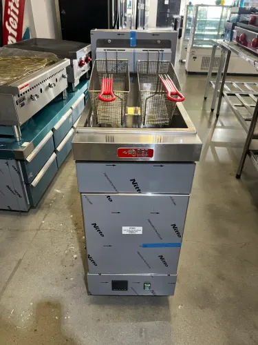 Fritadeira a gás 90.000btus zona fria de óleo - pronta entrega 