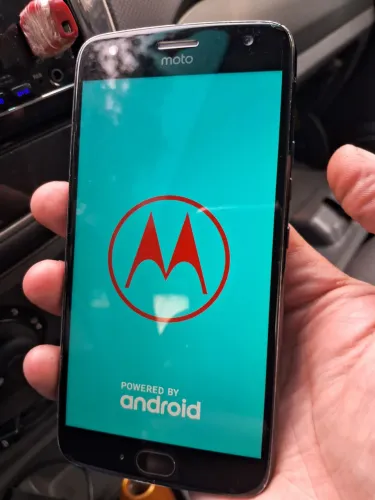 Motorola x4 Pegar e usar.