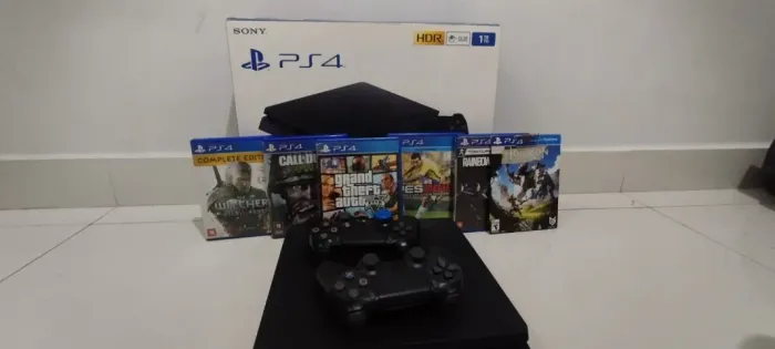 Playstation 4 Slim 1 TB DESBLOQUEADO Versão 13.52 + 2 Controles E 6 Jogos físicos