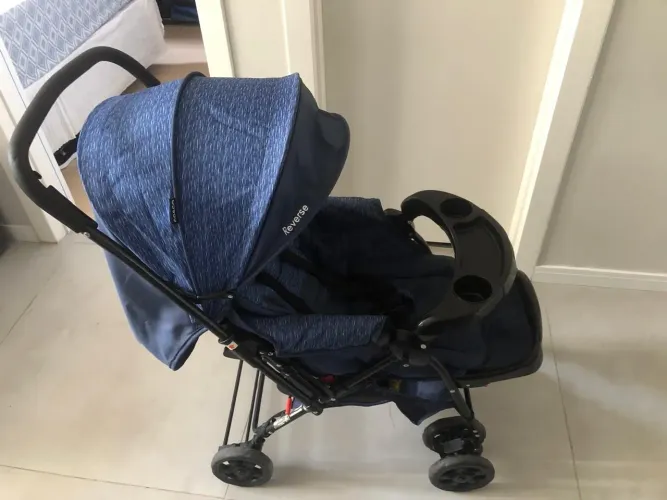 Carrinho de Bebê Cosco Reverse + Bebê Conforto Cosco Completo