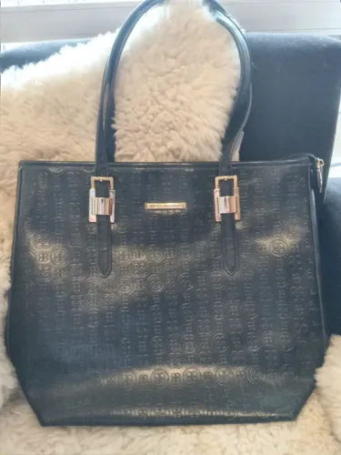 Linda bolsa Chenson 