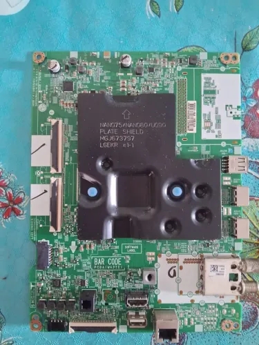 Placa mãe, placa de carga, power com módulo Wi-Fi e Bluetooth, controle..TV LG 55UR8750PSA