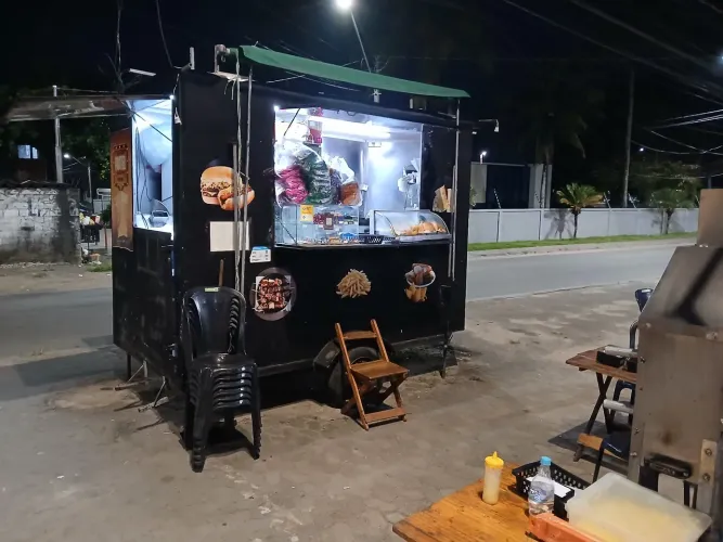 Trailer 4 por 170