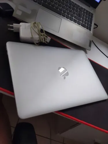 MacBook Air 2017 | i5 | 8GB RAM | SSD 512GB