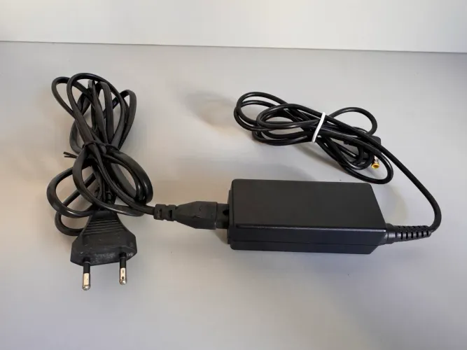 Fonte Carregador Notebook Samsung NP370E4K