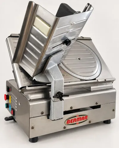 Máquina de fatiar frios bermar