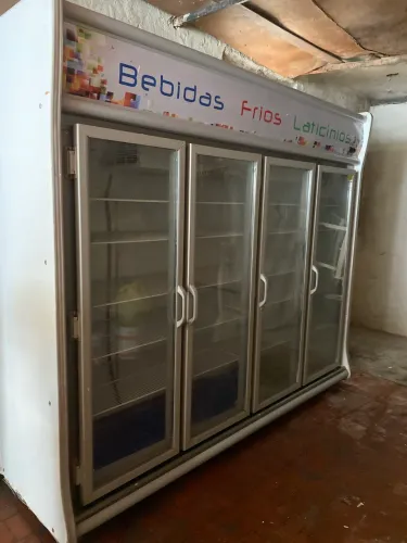 Expositor de Frios GELOPAR