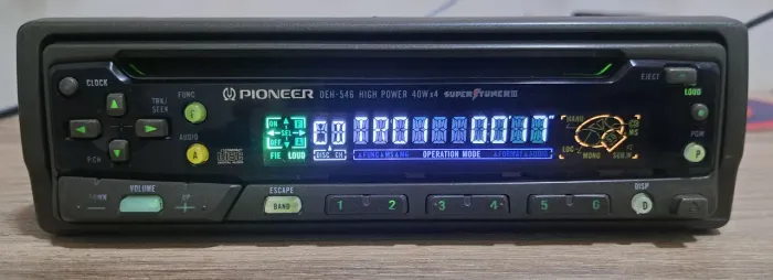 Pioneer DEH 546 CD player 