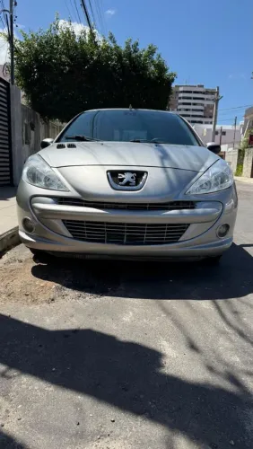 Peugeot 207 XR Sport 1.4 Flex 8V 5P 2012
