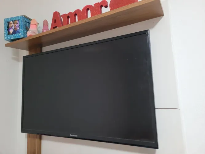Televisão panasonic 32 não é smart 