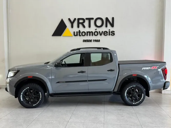 Nissan Frontier Pro4x CD 4X4 2.3 Bi-TB Die. AUT 2023