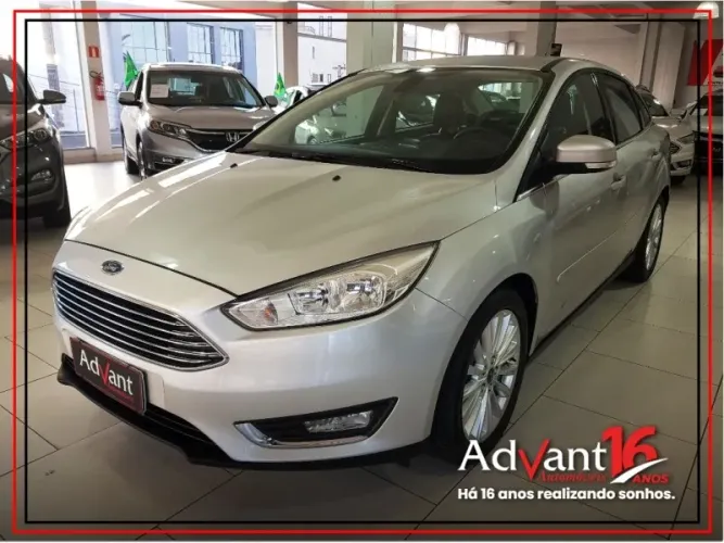 Ford Focus Fastback Tit./t.plus 2.0 Flex Aut. 2016