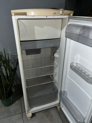 Geladeira Consul 127V