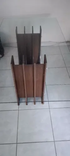 Mesa com tampo de vidro