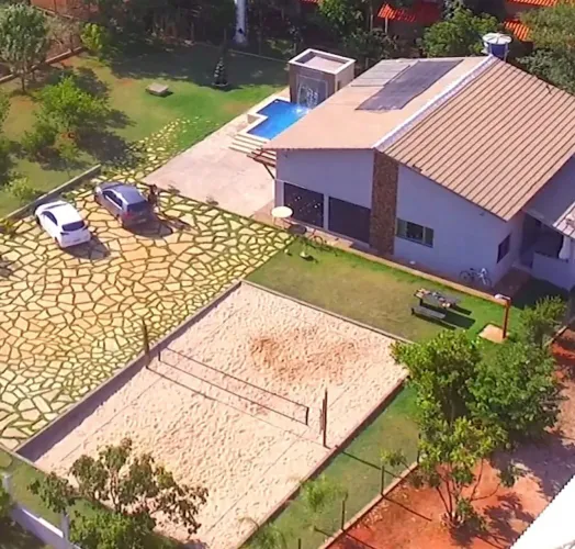Chácara em condomínio Guapó com Piscina, sauna,   pomar e  Condomínio alto padrão.