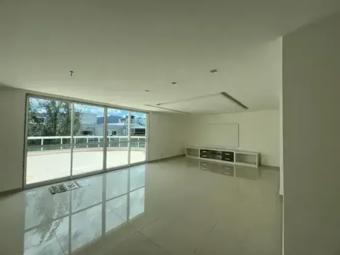 Cobertura para Locação com 340 m² com 3 suítes no Recreio