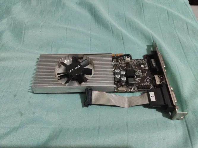 Placa de Vídeo GT 740