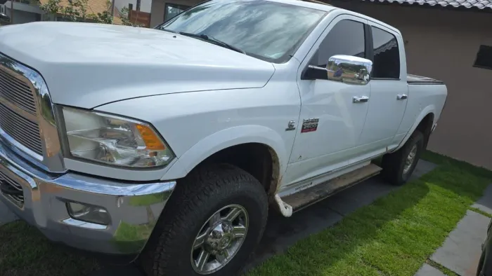 Dodge Ram 2500 Laie 6.7 TDI CD 4X4 Dies 2012