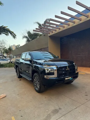 Mitsubishi TRITON HPE-S 2.4 CD 4X4 TB Diesel Aut. 2026