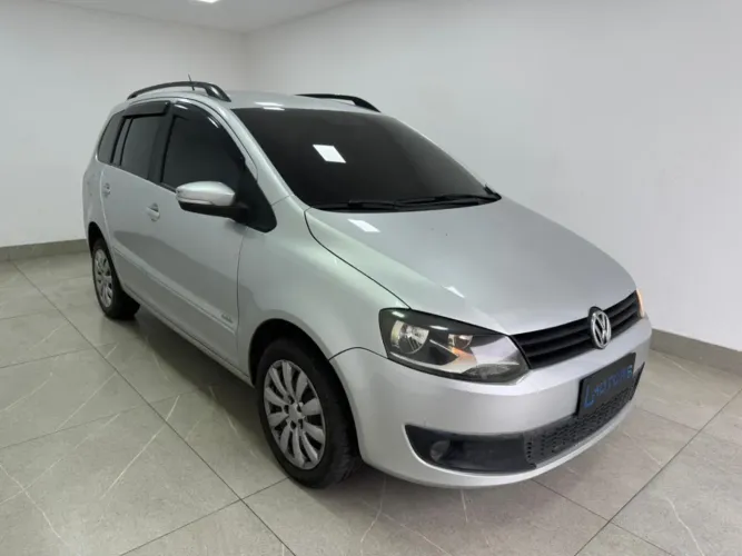 Volkswagen Spacefox 1.6 Trendline Total Flex 8V 5P 2011