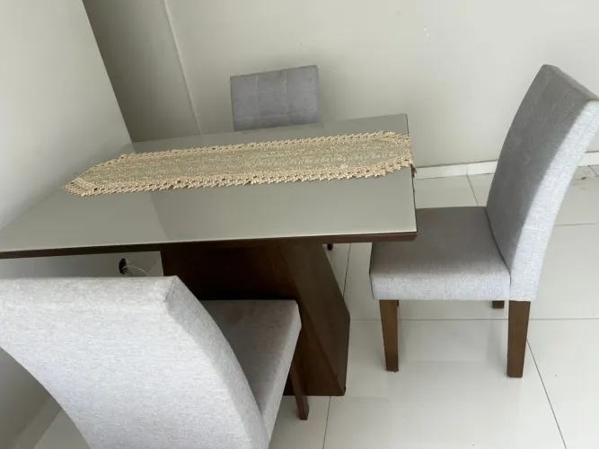 Vendo jogo de mesa completo