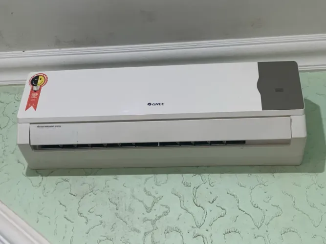 Ar-Condicionado Inverter 12000 BTUs Gree