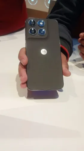 Moto g 77 menos de um mês de uso pra sair rápido