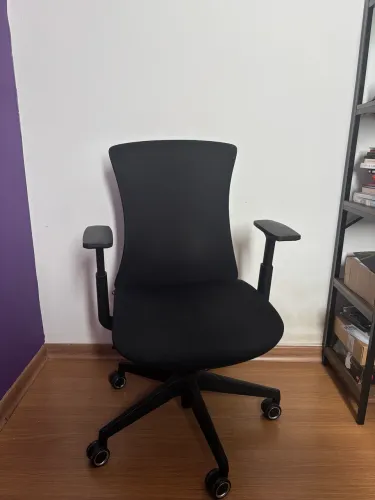 Cadeira de Escritório Ergonômica DT3 Vicenza