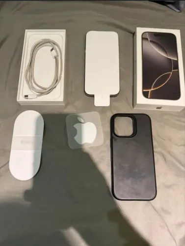 IPHONE 16 PRO NA CAIXA COM NOTA FISCAL MENOS DE 1 ANO DE USO TOP ZERO Original EUA