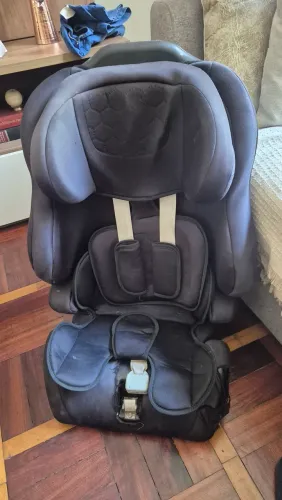 Cadeirinha de carro para criança