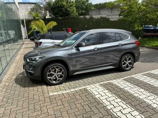 BMW X1 Sdrive 20I X-line 2.0 TB Active Flex 2019
