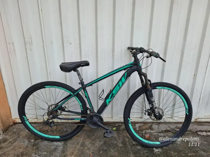 BICICLETA KSW ALUMÍNIO ARO 29 / 21 MARCHAS SHIMANO. (POSSO ENTREGAR)