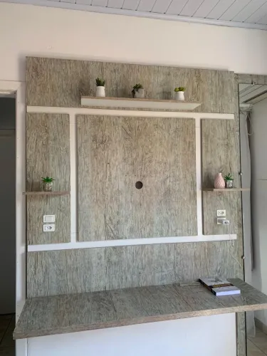 Vendo painel para TV de até 42 polegadas MDF