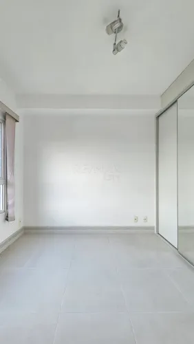 Apartamento a venda em Alphaville