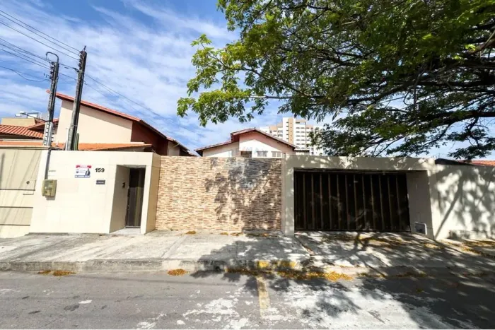 "Casa dos Sonhos em Fortaleza, Ótimo Preço!"