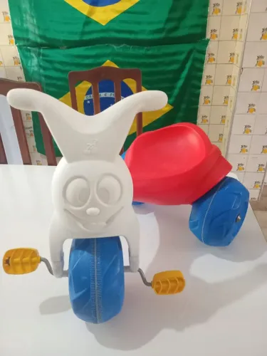 Triciclo infantil 