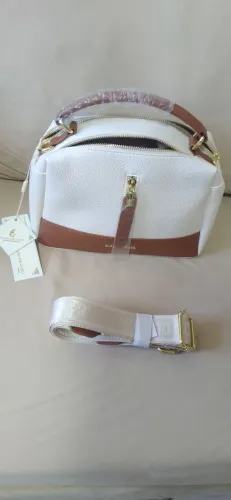 Bolsa nova estilo clean