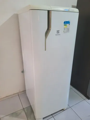 Geladeira Electrolux frostfree