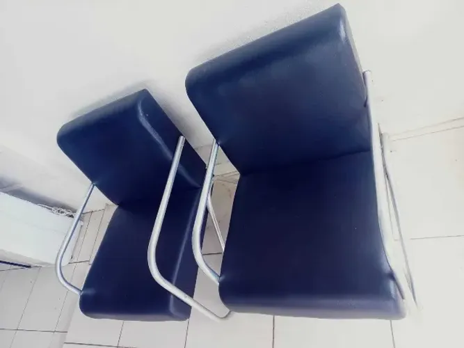 Poltronas/Cadeiras recepção, 300 Reais brinde climatizador
