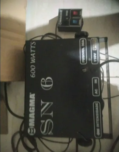VENDO STROBO PROFISSIONAL MAGMA SN6 600W
